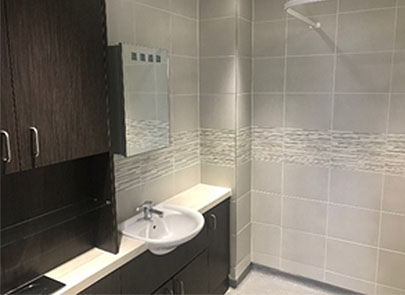 Image:A view of a bungalow bathroom