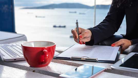 Image:If you are concerned about a specific clause in your contract get in touch with Nautilus for advice before you sign. Image: Getty Images / turk_stock_photographer
